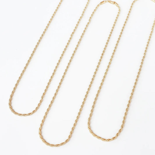 TWISTED ROPE CHAIN NECKLACE