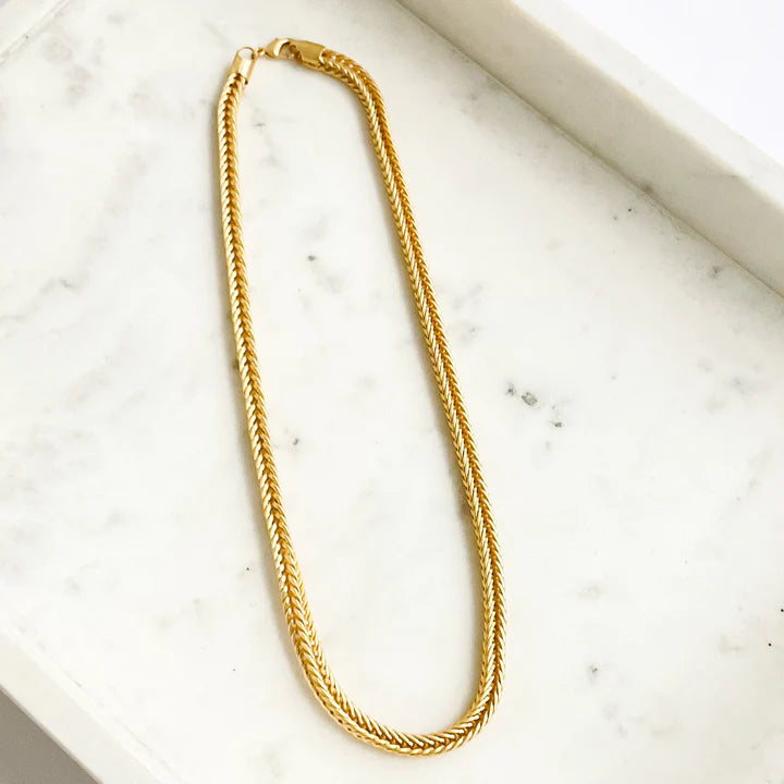 BOX WEAVE LARGE GOLD NECKLACE CHAIN